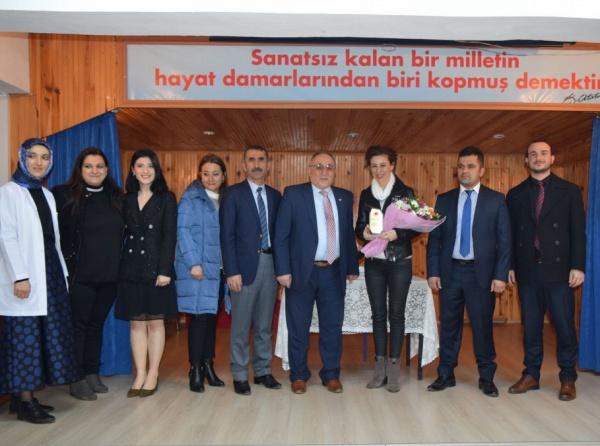 Trabzon Devlet Tiyatrosu Müdüresi Sayın Elvan Saliha KARAHASAN ile Söyleşi